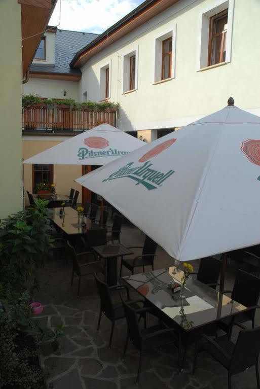 Hotel Posta Sobotka Exterior foto